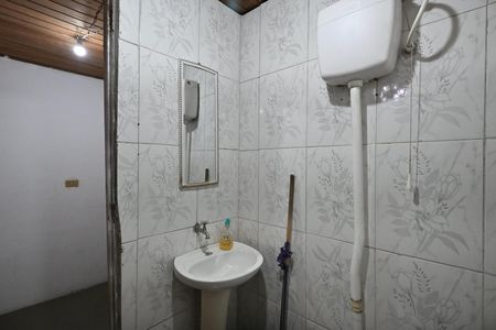 Banheiro 1 de casa à venda com 2 quartos, 179m² em Jardim Vale das Virtudes, São Paulo