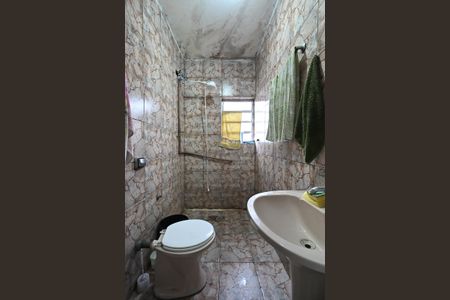 Casa à venda com 179m², 2 quartos e 5 vagasBanheiro 2
