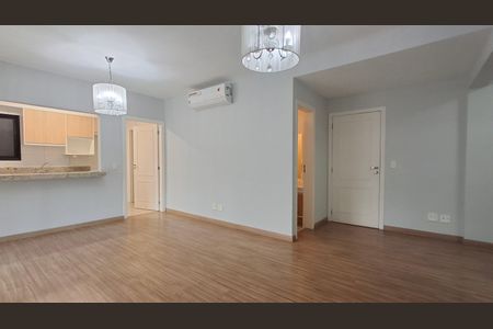 Sala de apartamento para alugar com 3 quartos, 120m² em Mansões Santo Antônio, Campinas