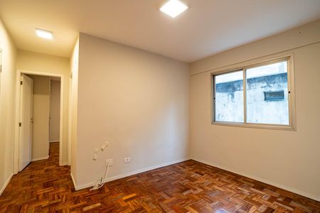 Apartamento à venda com 40m², 1 quarto e 1 vaga Apartamento à venda com 40m², 1 quarto e 1 vagaSala