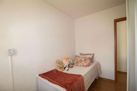 Quarto 02  de apartamento à venda com 2 quartos, 42m² em Buritis, Belo Horizonte