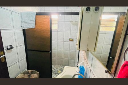 Casa para alugar com 150m², 2 quartos e 1 vaga Casa para alugar com 150m², 2 quartos e 1 vagaBanheiro