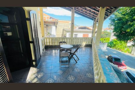 Casa para alugar com 150m², 2 quartos e 1 vaga Casa para alugar com 150m², 2 quartos e 1 vagaVaranda