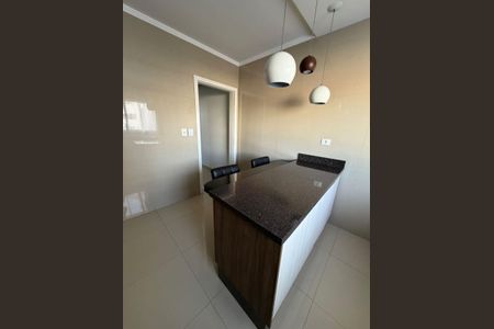 Cozinha de casa para alugar com 3 quartos, 150m² em Parque Renato Maia, Guarulhos