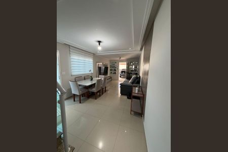 Sala de casa para alugar com 3 quartos, 150m² em Parque Renato Maia, Guarulhos