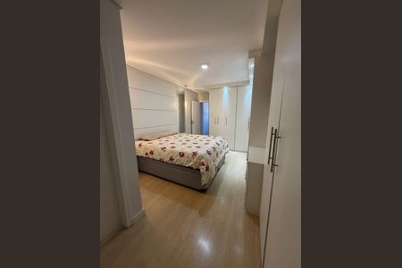 Quarto de casa para alugar com 3 quartos, 150m² em Parque Renato Maia, Guarulhos