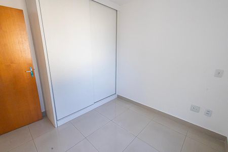 Apartamento para alugar com 46m², 2 quartos e 1 vagaquarto 2