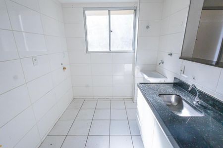 cozinha de apartamento para alugar com 2 quartos, 46m² em Manacás, Belo Horizonte