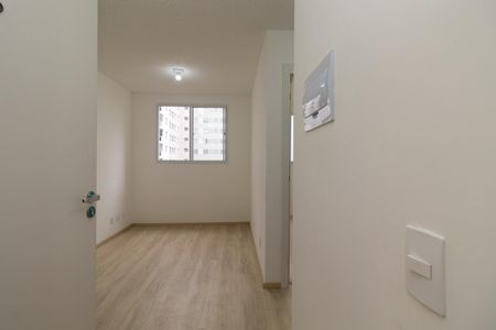 Sala de apartamento para alugar com 2 quartos, 38m² em Cidade São Mateus, São Paulo