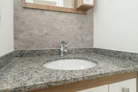 Apartamento para alugar com 38m², 2 quartos e sem vagaBanheiro