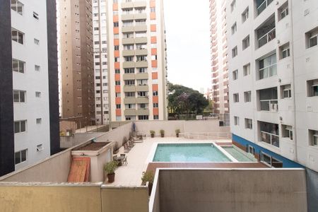 Vista do Quarto de apartamento para alugar com 1 quarto, 28m² em Cristo Rei, Curitiba