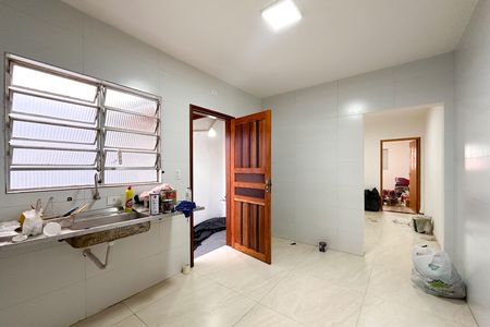 Casa para alugar com 125m², 2 quartos e 2 vagasCozinha