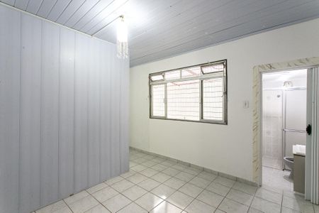 Quarto de casa para alugar com 1 quarto, 40m² em Vila Carrão, São Paulo