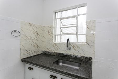 Casa para alugar com 40m², 1 quarto e sem vaga Casa para alugar com 40m², 1 quarto e sem vagaCozinha
