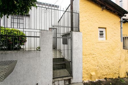 Casa para alugar com 40m², 1 quarto e sem vaga Casa para alugar com 40m², 1 quarto e sem vagaFachada