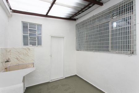 Casa para alugar com 40m², 1 quarto e sem vaga Casa para alugar com 40m², 1 quarto e sem vagaÁrea de Serviço