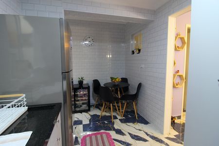 Casa de condomínio à venda com 100m², 2 quartos e 2 vagasCozinha