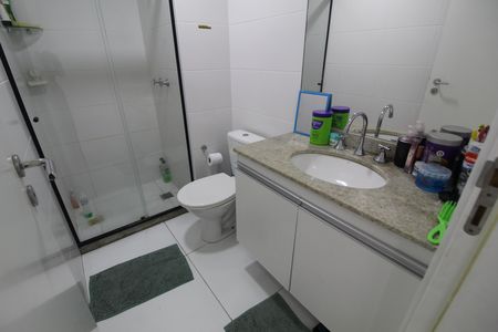 Apartamento à venda com 82m², 3 quartos e 1 vagaBanheiro Social