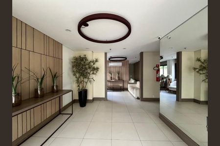 Apartamento à venda com 82m², 3 quartos e 1 vaga Apartamento à venda com 82m², 3 quartos e 1 vagaÁrea Comum