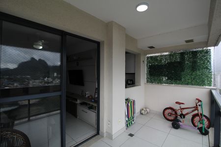 Sala - Varanda de apartamento à venda com 3 quartos, 82m² em Barra Olímpica, Rio de Janeiro