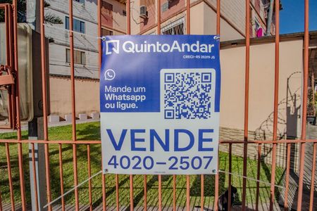 Plaquinha de apartamento à venda com 3 quartos, 50m² em Rubem Berta, Porto Alegre