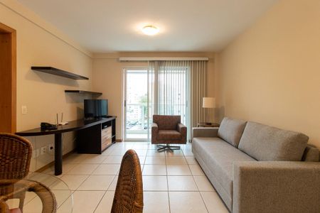 Sala de apartamento para alugar com 1 quarto, 60m² em Centro, Curitiba