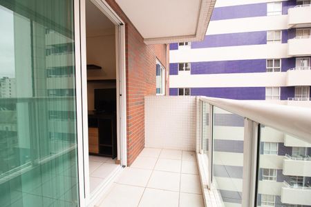 Sacada de apartamento para alugar com 1 quarto, 60m² em Centro, Curitiba