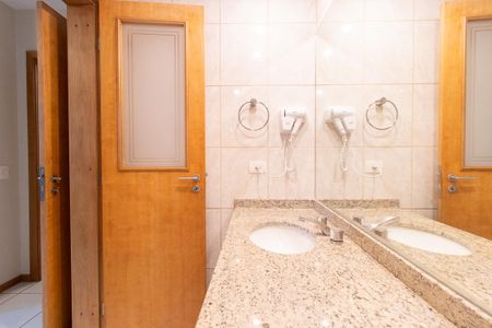 Apartamento para alugar com 60m², 1 quarto e sem vaga Apartamento para alugar com 60m², 1 quarto e sem vagaBanheiro