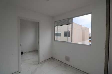 Sala de apartamento à venda com 2 quartos, 32m² em Quinta da Paineira, São Paulo