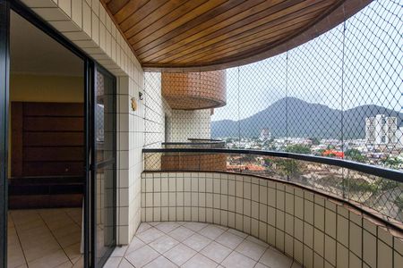 Apartamento para alugar com 123m², 3 quartos e 2 vagasSacada