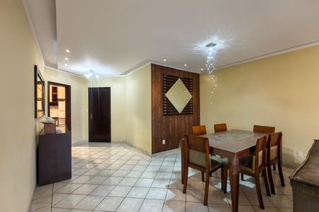 Apartamento para alugar com 123m², 3 quartos e 2 vagasSala