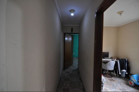 Casa à venda com 116m², 3 quartos e 3 vagasCorredor