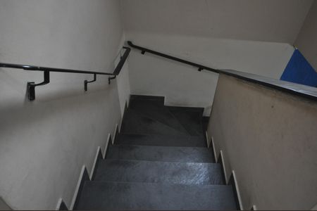 Casa à venda com 116m², 3 quartos e 3 vagasEscada