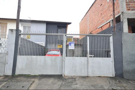 Casa à venda com 116m², 3 quartos e 3 vagasFachada