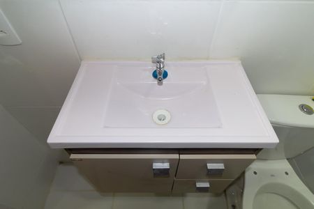 Banheiro de apartamento para alugar com 2 quartos, 32m² em Quinta da Paineira, São Paulo