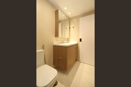 Apartamento à venda com 45m², 1 quarto e 1 vaga Apartamento à venda com 45m², 1 quarto e 1 vagaBanheiro