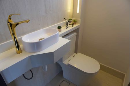Casa de condomínio à venda com 346m², 4 quartos e 4 vagas Casa de condomínio à venda com 346m², 4 quartos e 4 vagasLavabo