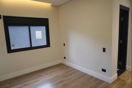 Casa de condomínio à venda com 346m², 4 quartos e 4 vagas Casa de condomínio à venda com 346m², 4 quartos e 4 vagasSuíte 1