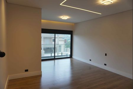 Casa de condomínio à venda com 346m², 4 quartos e 4 vagas Casa de condomínio à venda com 346m², 4 quartos e 4 vagasSuite 4 - Principal