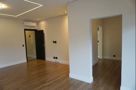 Casa de condomínio à venda com 346m², 4 quartos e 4 vagas Casa de condomínio à venda com 346m², 4 quartos e 4 vagasSuite 4 - Principal