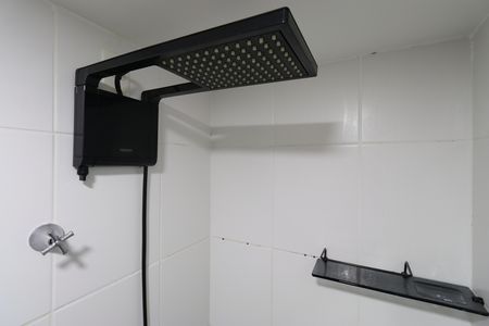 Banheiro  de apartamento para alugar com 2 quartos, 31m² em Água Branca, São Paulo