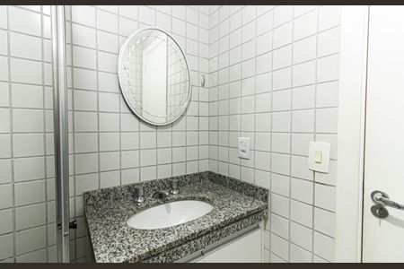 Studio para alugar com 30m², 1 quarto e 1 vaga Studio para alugar com 30m², 1 quarto e 1 vagaBanheiro
