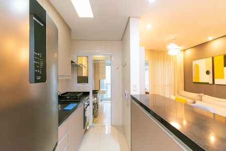Apartamento para alugar com 74m², 2 quartos e 2 vagas Apartamento para alugar com 74m², 2 quartos e 2 vagasCozinha