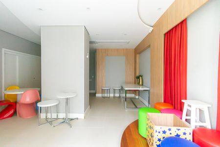 Apartamento para alugar com 74m², 2 quartos e 2 vagas Apartamento para alugar com 74m², 2 quartos e 2 vagasÁrea comum