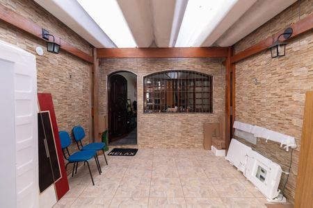 Garagem de casa à venda com 2 quartos, 125m² em Itaquera, São Paulo