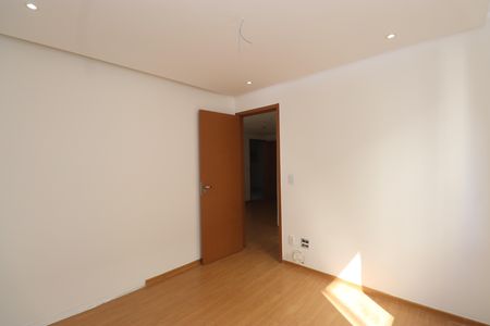 Apartamento para alugar com 46m², 2 quartos e 2 vagas Apartamento para alugar com 46m², 2 quartos e 2 vagasQuarto 2