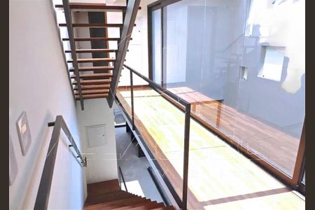 Casa à venda com 3 quartos, 278m² em Alto de Pinheiros, São Paulo