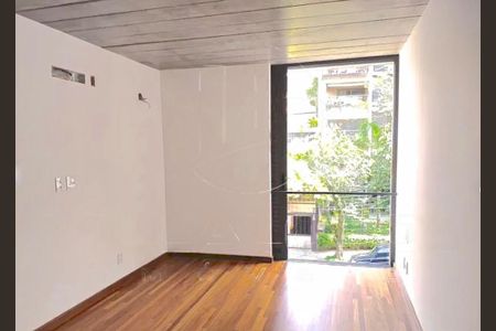Casa à venda com 3 quartos, 278m² em Alto de Pinheiros, São Paulo