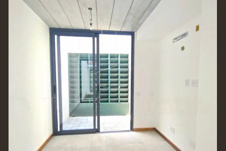 Casa à venda com 3 quartos, 278m² em Alto de Pinheiros, São Paulo