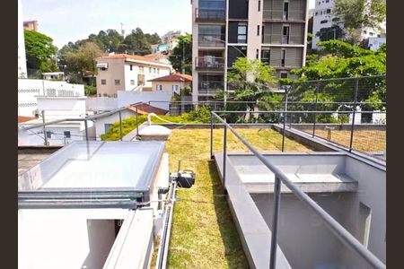 Casa à venda com 3 quartos, 278m² em Alto de Pinheiros, São Paulo